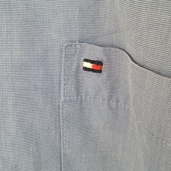 Tommy Hilfiger Long Sleeved Button Down Sz XL NWOT - Picture 3 of 7